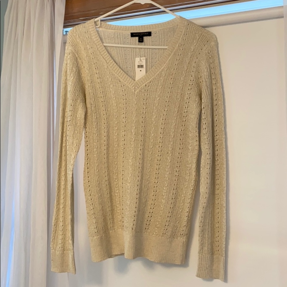 Banana Republic V neck Sweater, sparkly, cream